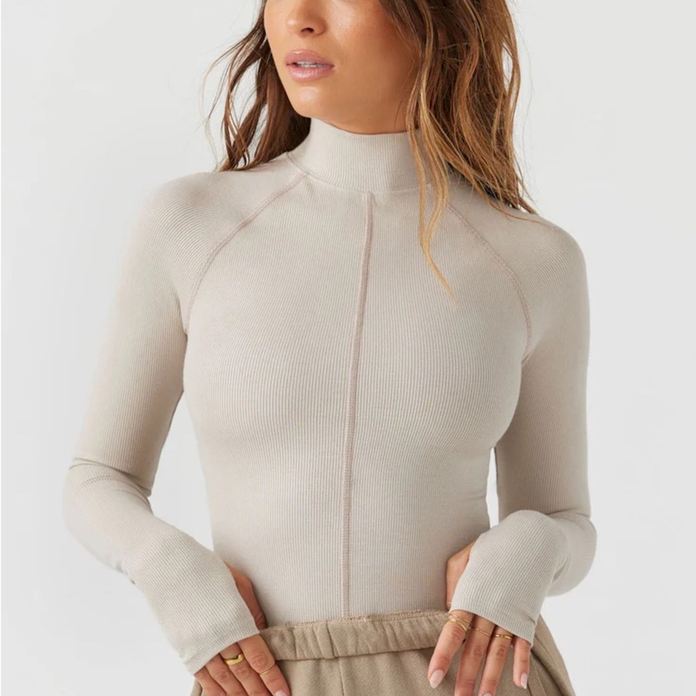 Joah Brown Stitch Mock Neck